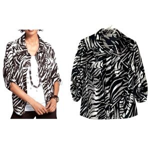 Zenergy By Chicos Leopard Print Ruched Sleeve snap button jacket Womens Small